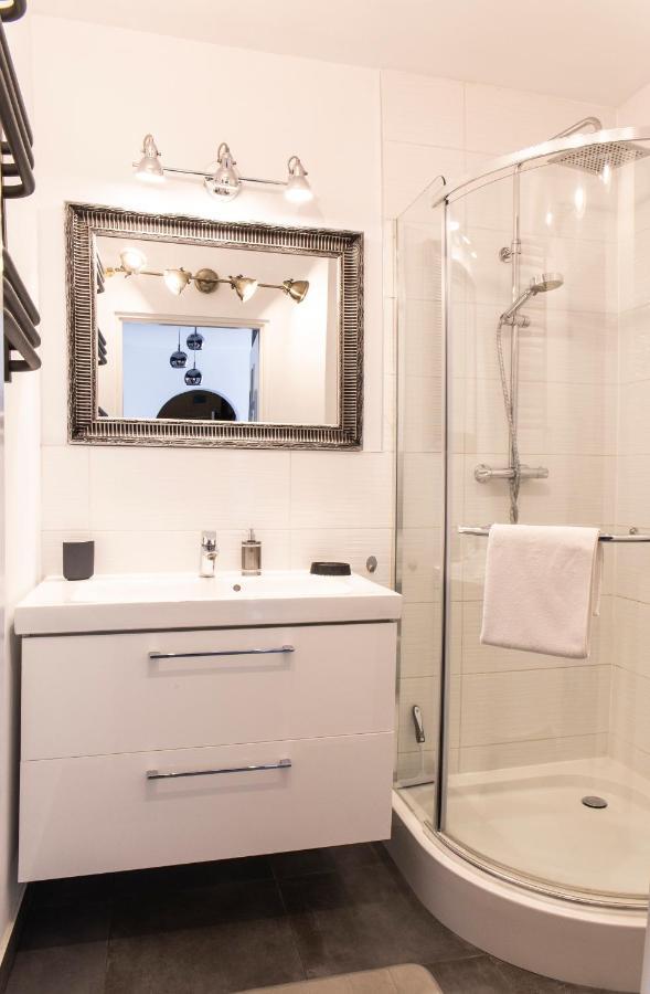 Apartament Wakacyjny U Adrianny グダニスク エクステリア 写真