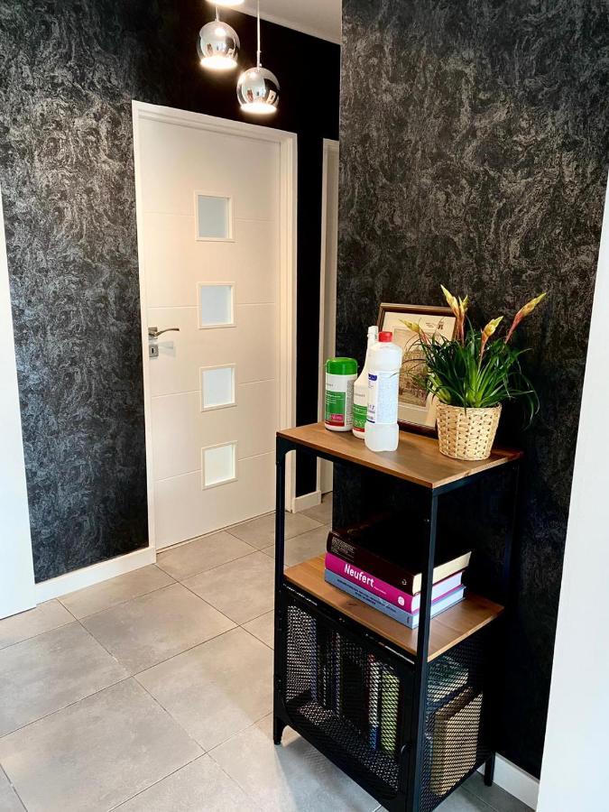 Apartament Wakacyjny U Adrianny グダニスク エクステリア 写真